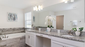 4797 Kings Castle Circle