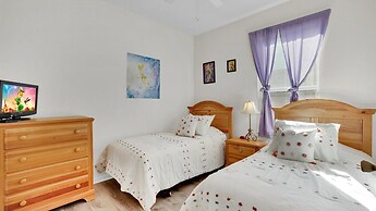 8034 King Palm Circle