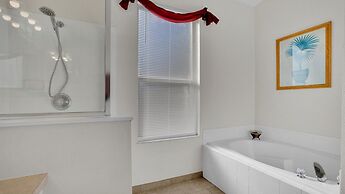 8034 King Palm Circle