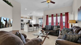 8034 King Palm Circle