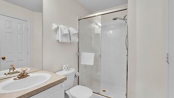 8034 King Palm Circle