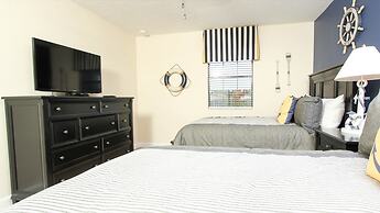 1405 Thunderbird Road