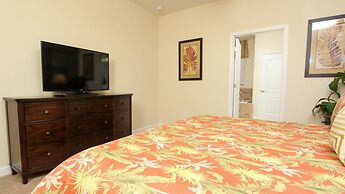 1405 Thunderbird Road