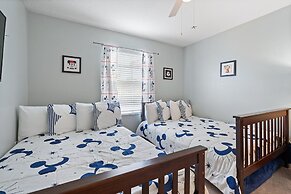 8970 Sugar Palm Road