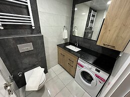 Real Homes & Metro Line