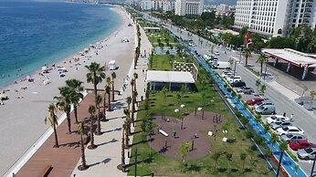 Real Homes & Metro Line