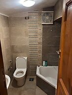 The Glasshouse Pools