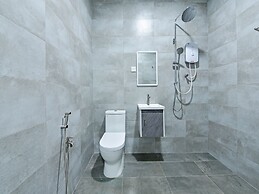 Capital O 90882 Padi Hotel