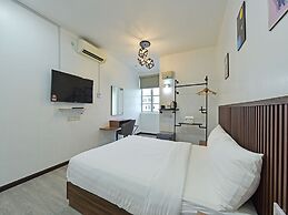Capital O 90882 Padi Hotel