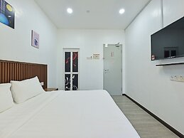Capital O 90882 Padi Hotel