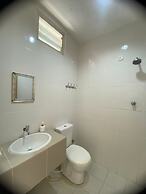 OYO 90879 Eleven Inn