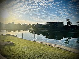 Barooga1- Mooloolaba Canal Front