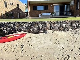 Barooga1- Mooloolaba Canal Front