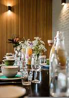 De Jister Groepshuis aan het Water Voor 30-62 Personen