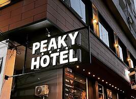 Peaky Hotel