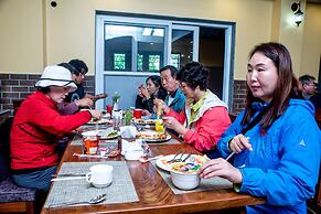 Hotel Hidden Kingdom