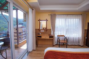 Hotel Hidden Kingdom