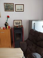 Lovely 1+1 Rental Ap In Myslym Shyri Tirana