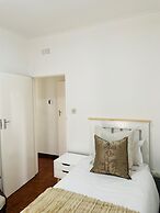 Immaculate Home in Avondale West - 2166