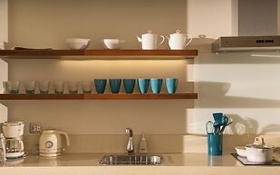 Exclusive 120sqm 2bdr Corner Suite Rooftop Pool