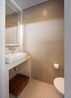 Exclusive 120sqm 2bdr Corner Suite Rooftop Pool