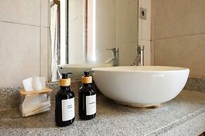 TwoSpaces Living at Saren Guest House