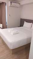Prom Hotel