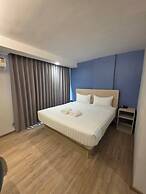 Prom Hotel
