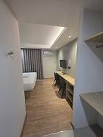 Prom Hotel