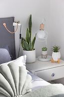 Wilanow for 3 People by Renters