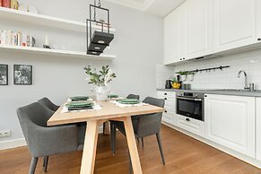 Wilanow for 3 People by Renters