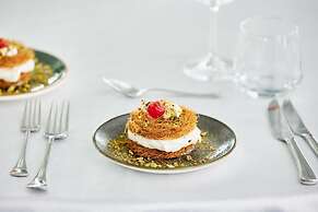 Lebada Luxury Resort & Spa