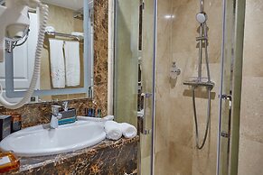 Lebada Luxury Resort & Spa