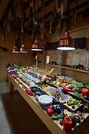 Lebada Luxury Resort & Spa