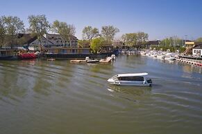 Lebada Luxury Resort & Spa