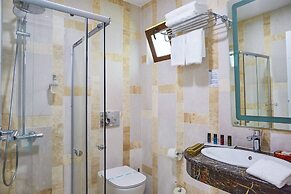 Lebada Luxury Resort & Spa