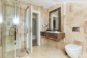 Lebada Luxury Resort & Spa