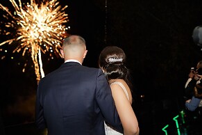 Lebada Luxury Resort & Spa