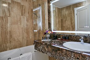 Lebada Luxury Resort & Spa