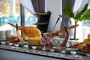 Lebada Luxury Resort & Spa