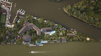 Lebada Luxury Resort & Spa