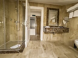 Lebada Luxury Resort & Spa