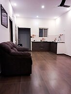 Roomshala 135 Paradise Villa Banglore