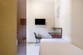 OYO Living 1877 Side Corner