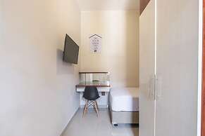 OYO Living 1877 Side Corner