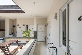 OYO Living 1877 Side Corner