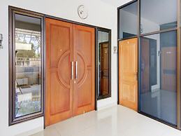 OYO Life 89990 Kost Waterfront 75 Sub