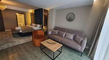 Elexus Poiana Brasov