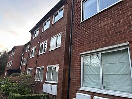 Lady Jane Court by Paymán Club