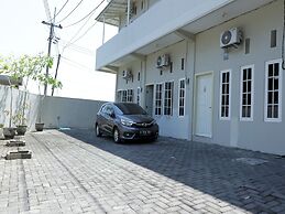 OYO 93203 Kost Eksklusif Syariah